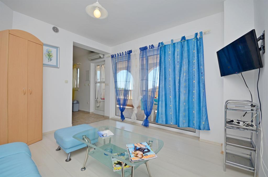 Apartments Branislav Rogoznica  Εξωτερικό φωτογραφία