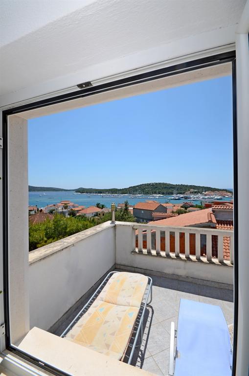 Apartments Branislav Rogoznica  Εξωτερικό φωτογραφία